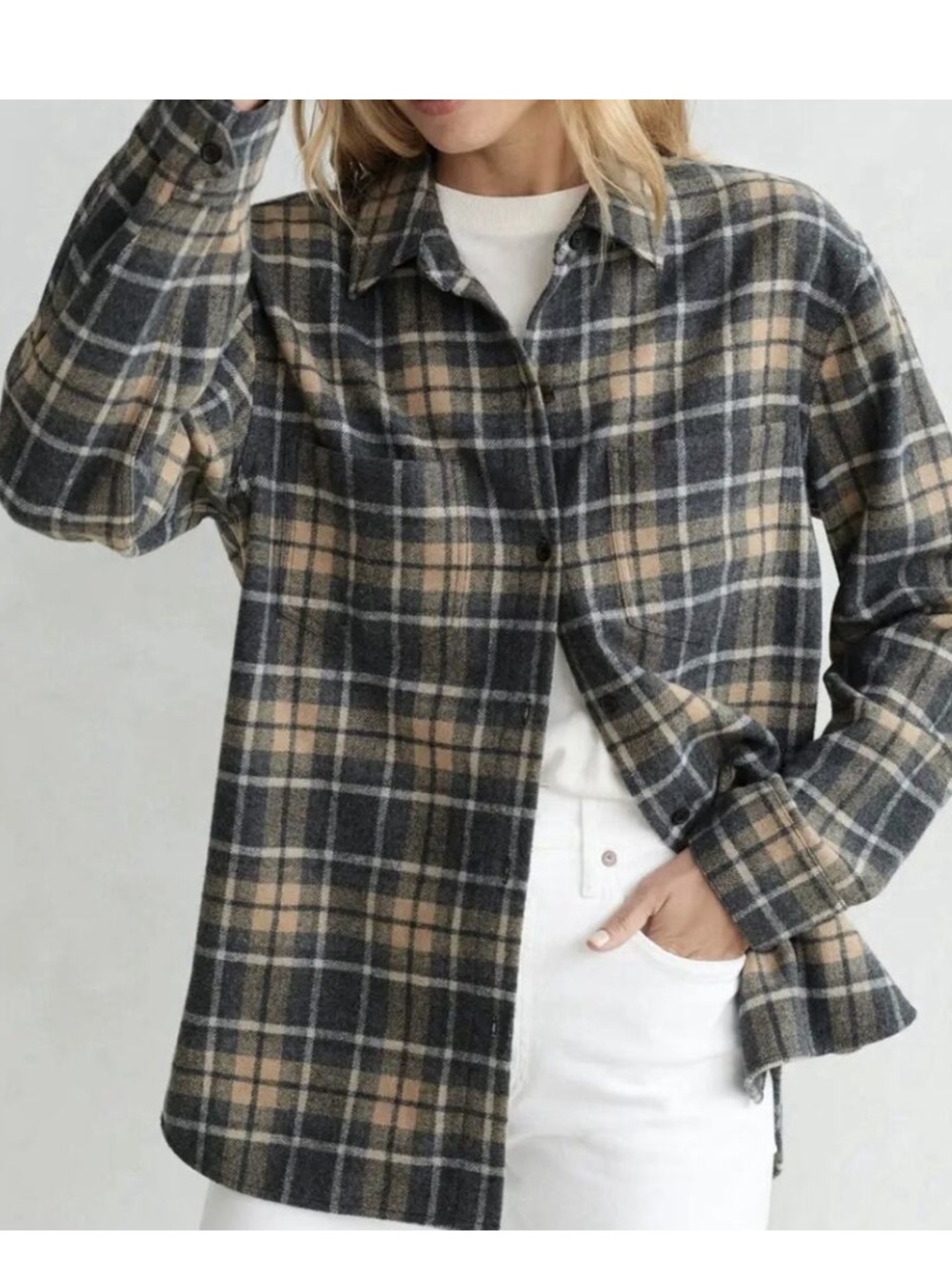 Jenni Kayne O’Keeffe Plaid Button-Front Shacket in Gray and Tan Flannel